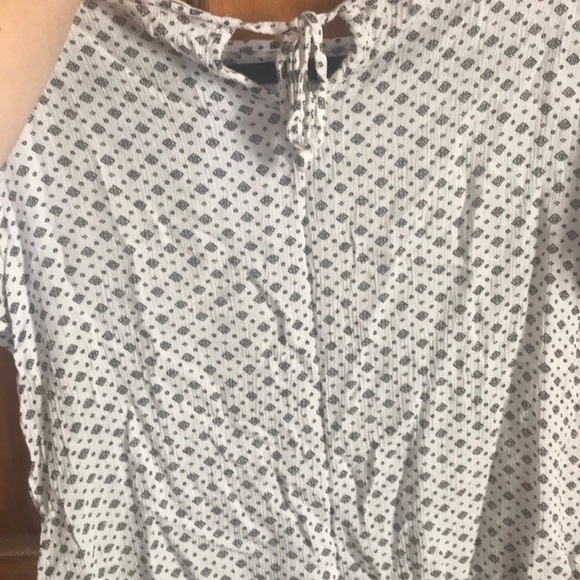 Shirt - Picture 2 of 3